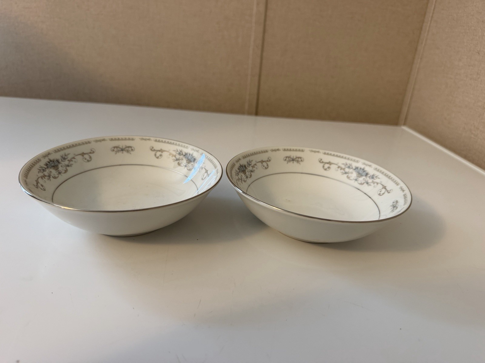 Fine Porcelain China Diane Bowl White Blue Floral Platinum Trim Japan Set of 6
