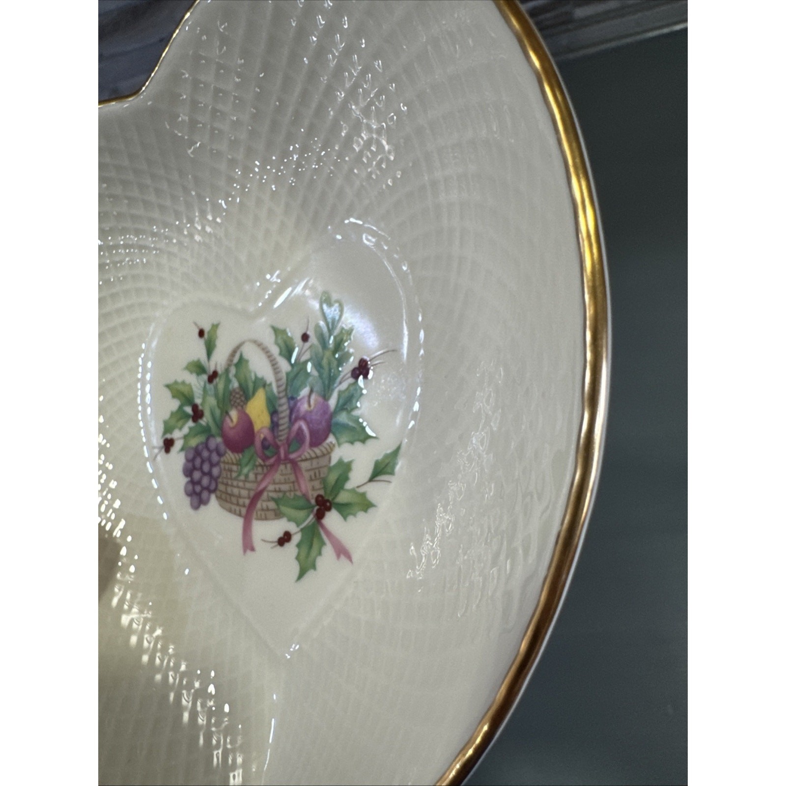 Mikasa Ivory Bone China Heart Shaped Dish, Christmas Fruit Basket