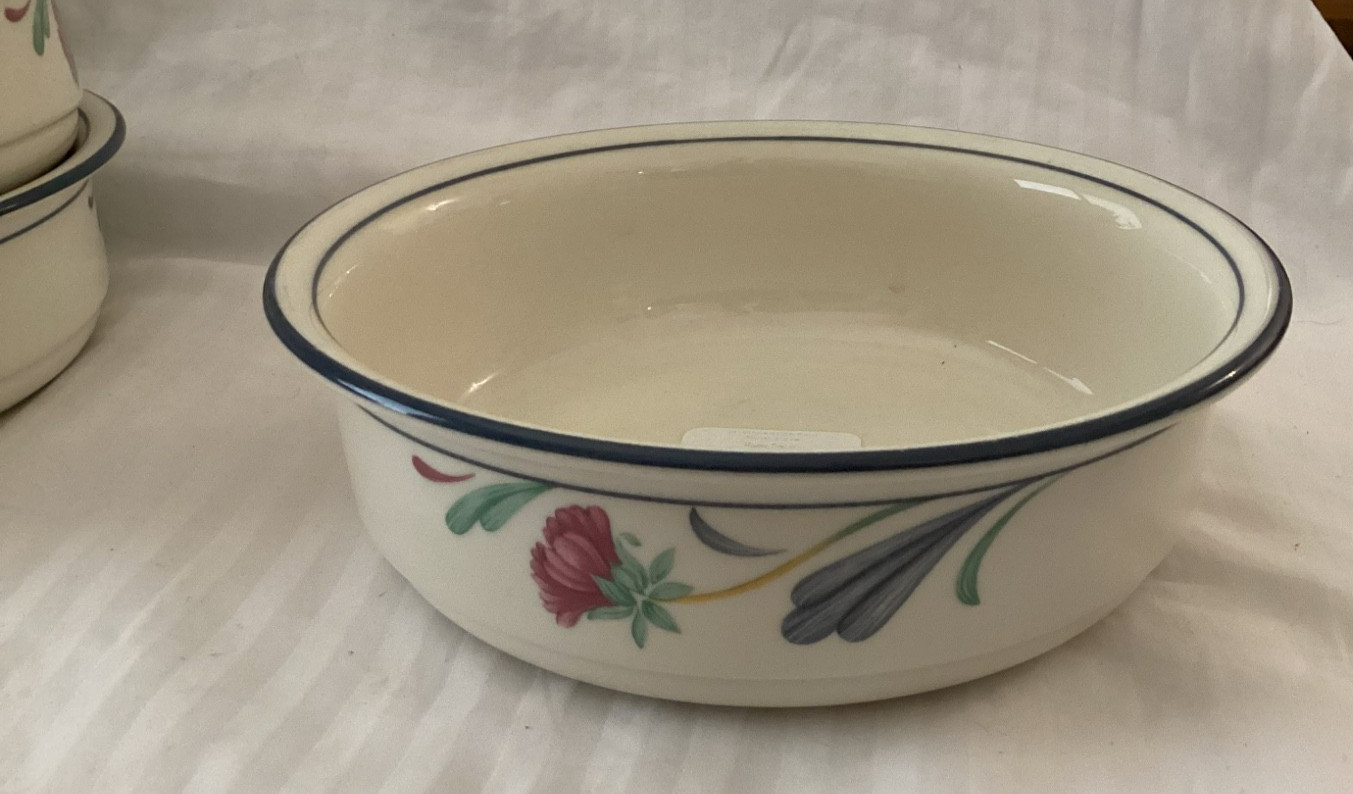 Lenox Poppies On Blue 6.25 In Cereal/Salad/Soup Bowl