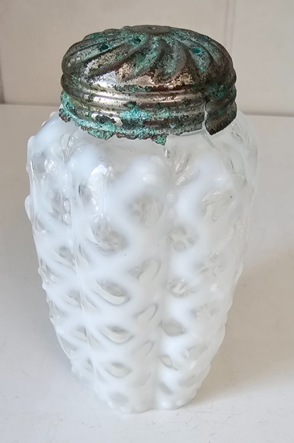 EAPG Victorian Glass Salt Pepper Shaker Opalescent White Ribbed Lattice