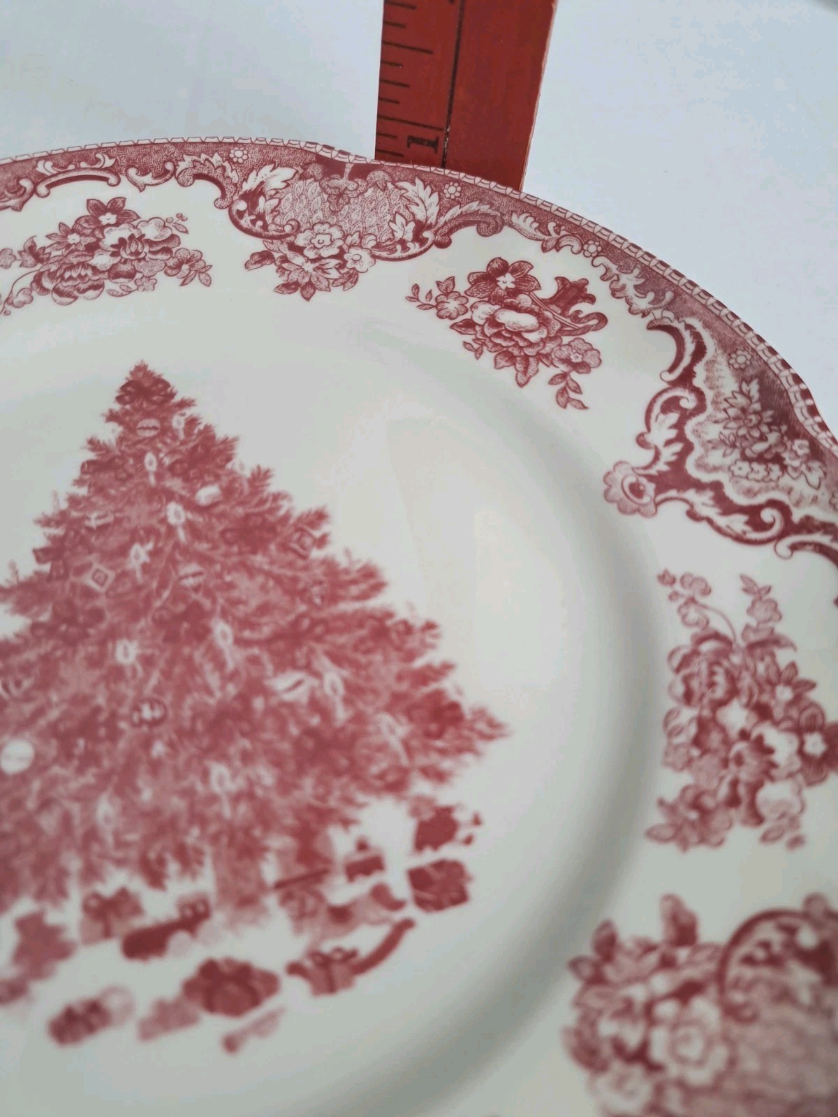 Johnson Bros Victorian Christmas Red/Pink Christmas Tree Salad Plate 8″ England