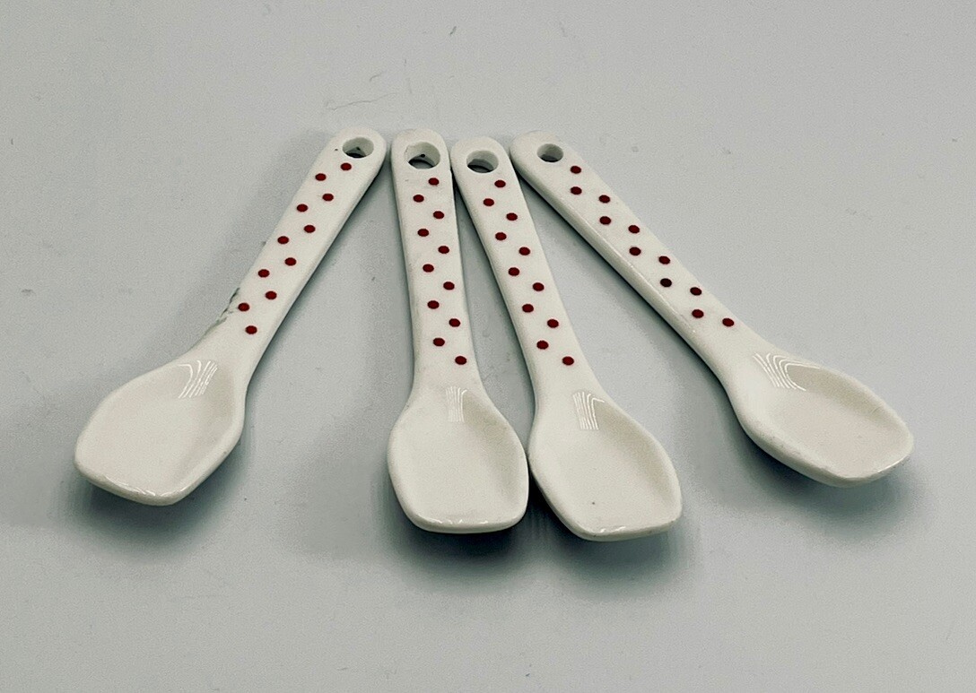 Crofton four piece white with red dots ice cream dessert bowls cups w spoon 2018