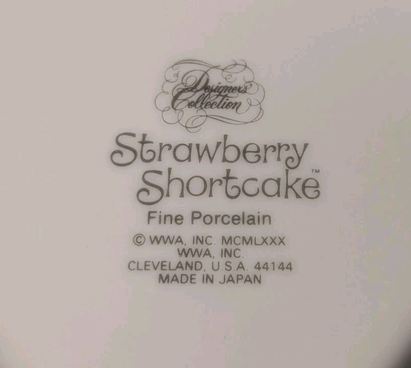 Strawberry Shortcake 1980 Porcelain Trinket Dish Berry Shaped Designer Collectio