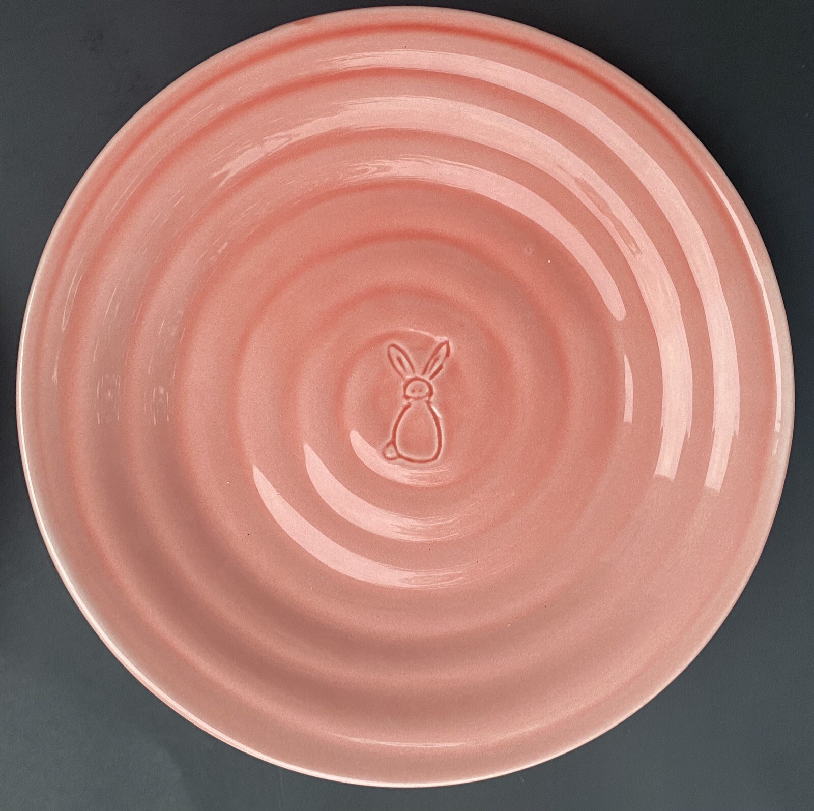 4 Pink Easter Bunny Rabbit Dinner Plates Set ~8.75″ D Tag Brand Tablescapes