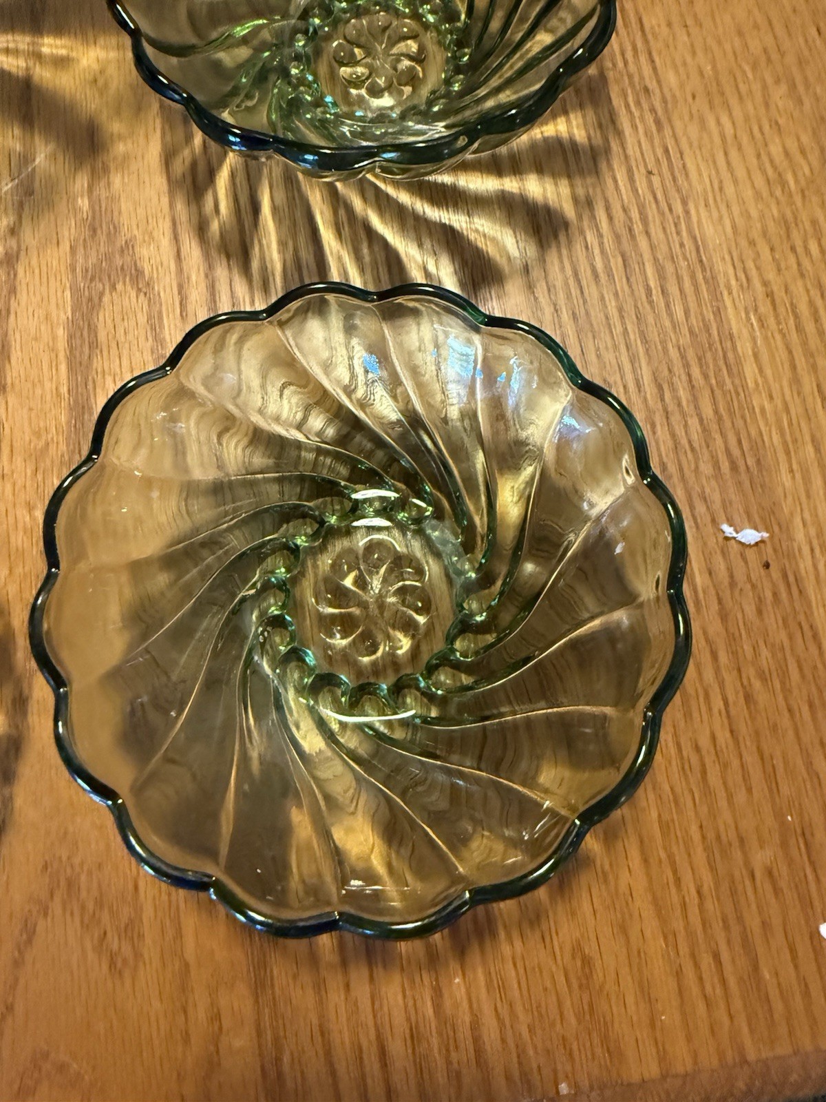 Vintage Green Swirl Pressed Glass Berry Bowl Set Large Serving Bowl 6 Pc