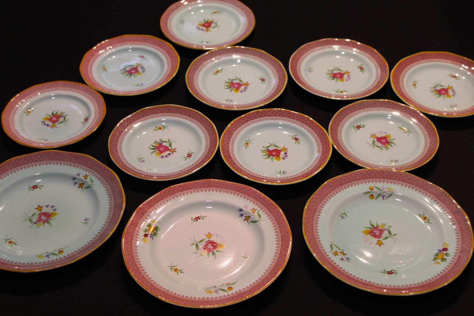 Adams Calyx Ware LOWESTOFT Twelve Piece Set