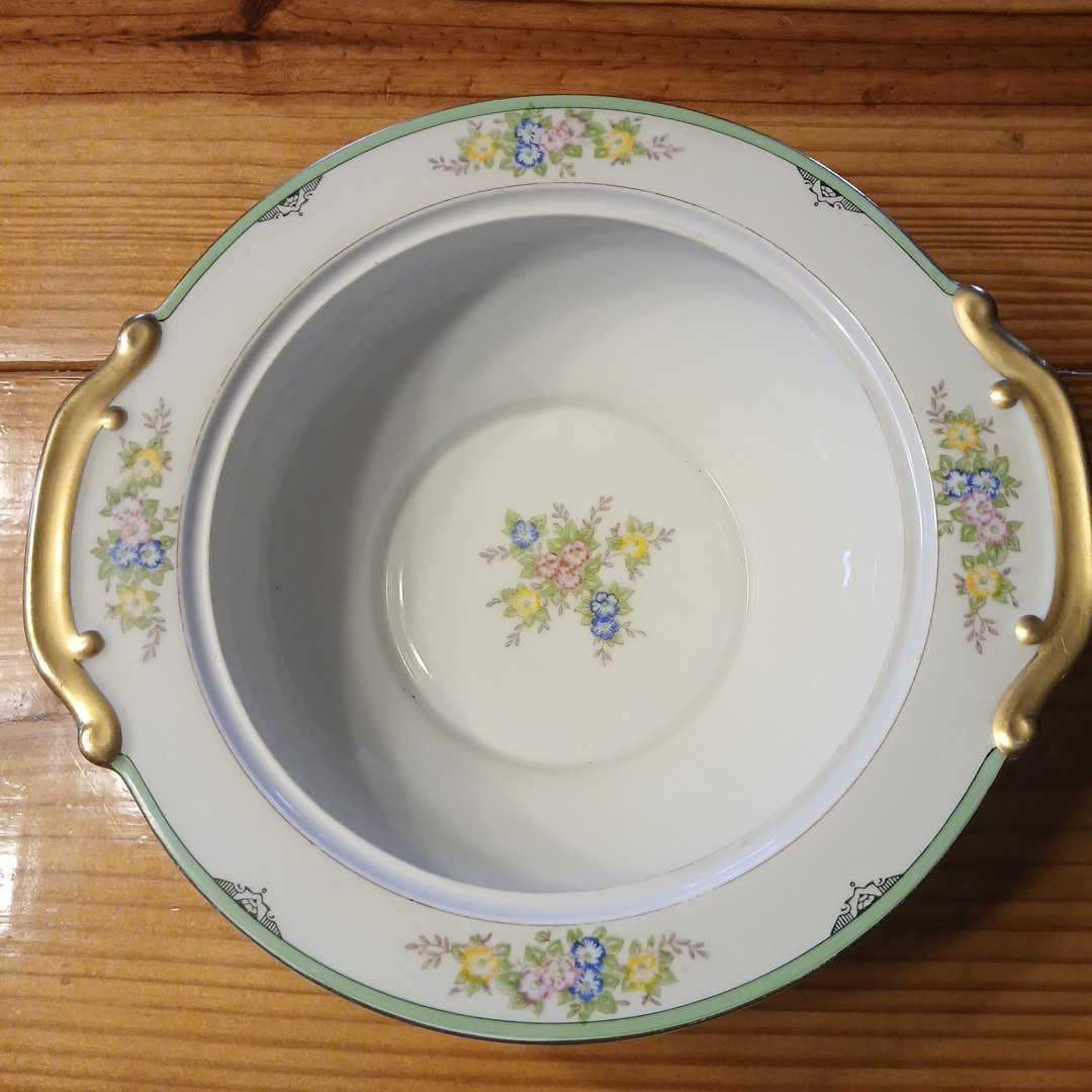 Vintage Covered Dish Made In Japan Mint Green Pink Blue Flowers No Chips Or Cra