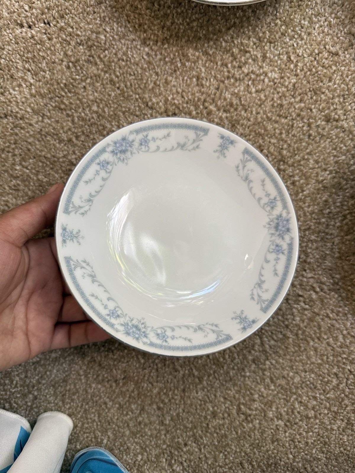 Set of 4 Sheffield Blue Whisper Porcelain China 5 1/2″ Cereal Berry Bowls Japan