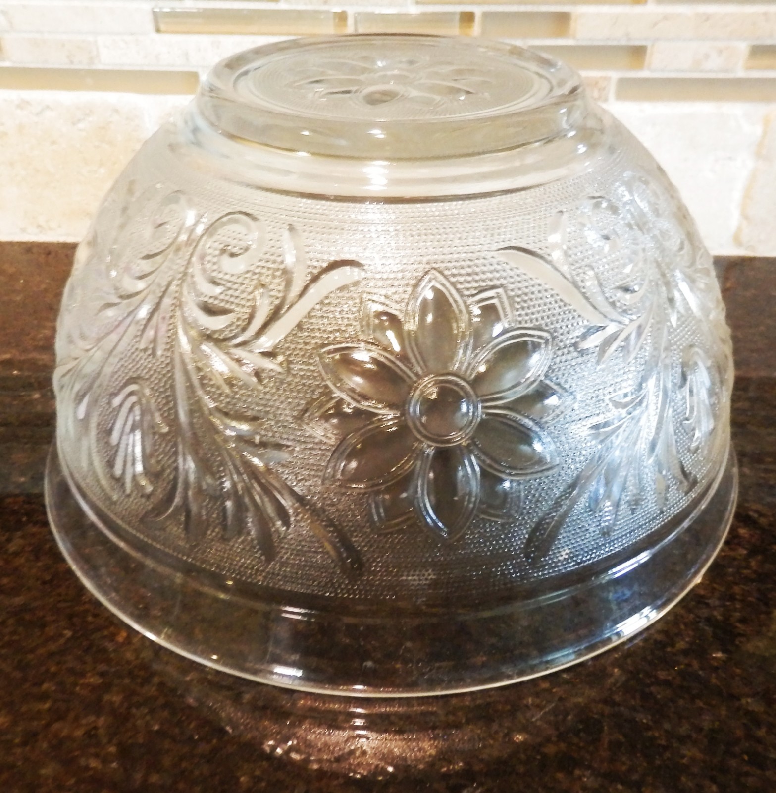 VGT Tiara Clear Crystal Round Bowl Indiana Glass Clear Large Mixing Serving Bowl