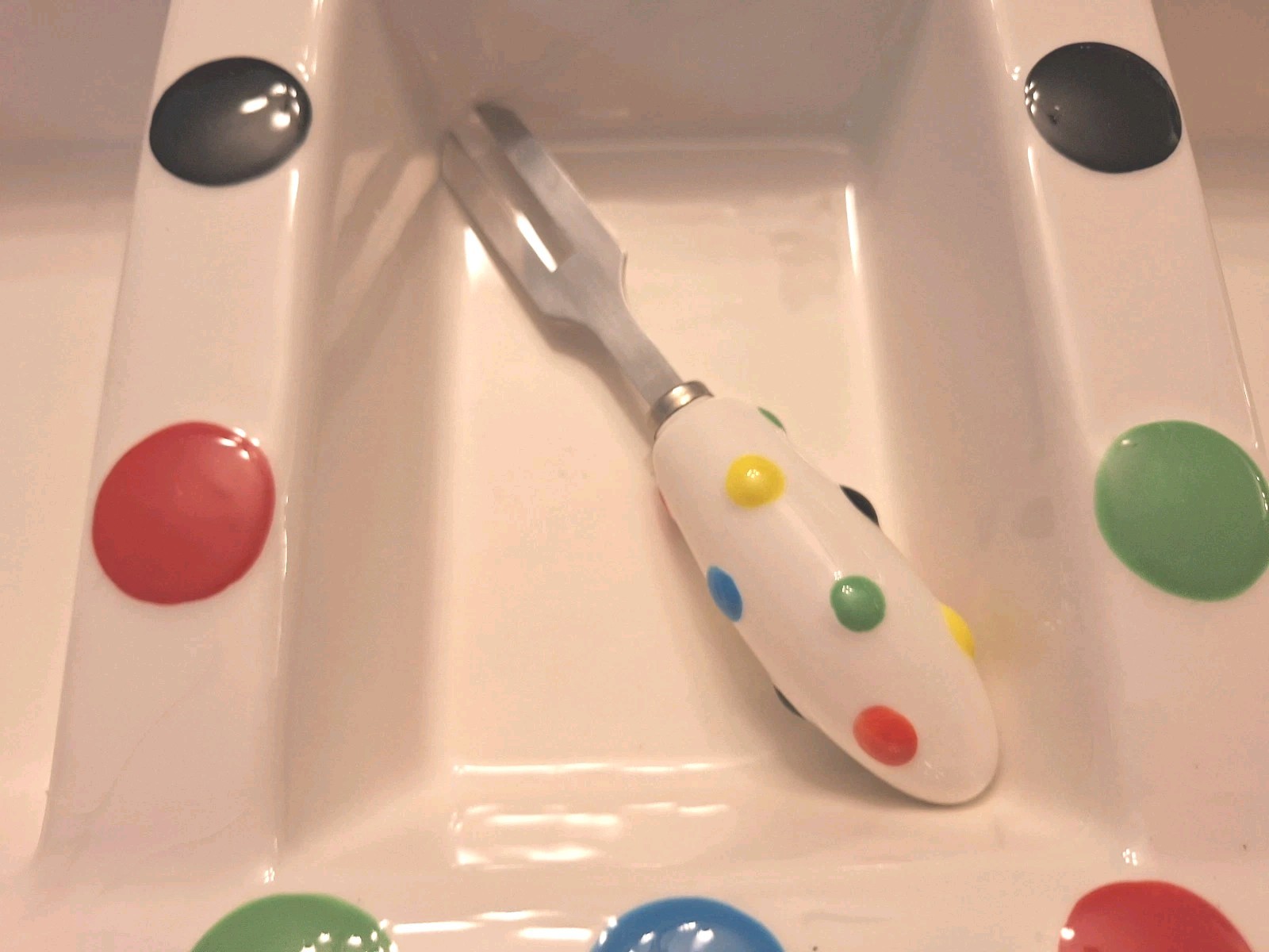 Mainstream Collection Condiment Tray Polka Dot With Serving Utensil 20x11x6 Read