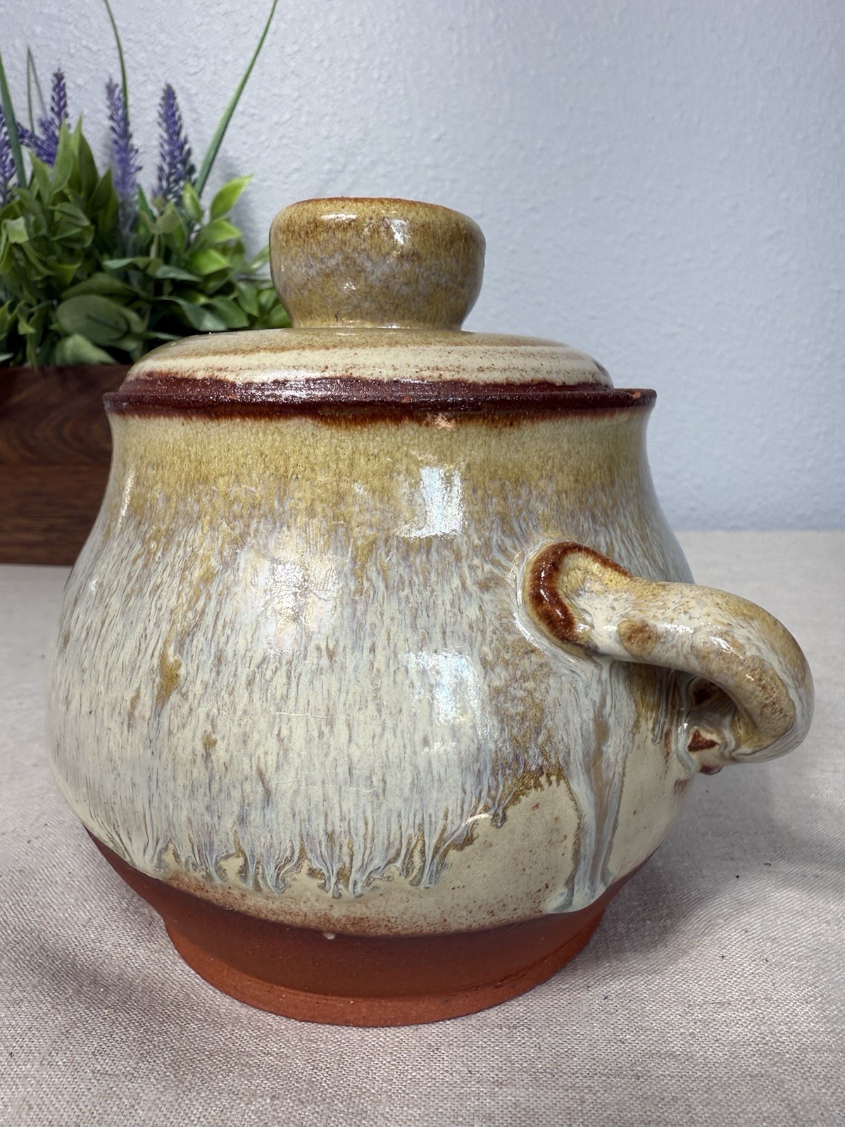 ARTIST SIGNED MULTI COLOR STUDIO POTTERY POT WITH LID