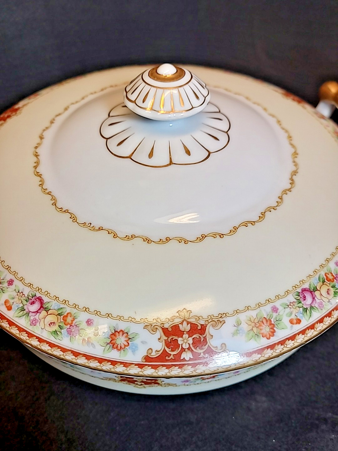Regal China Lafayette 8″ Covered Casserole w/ Handles – Made in Occupied Japan