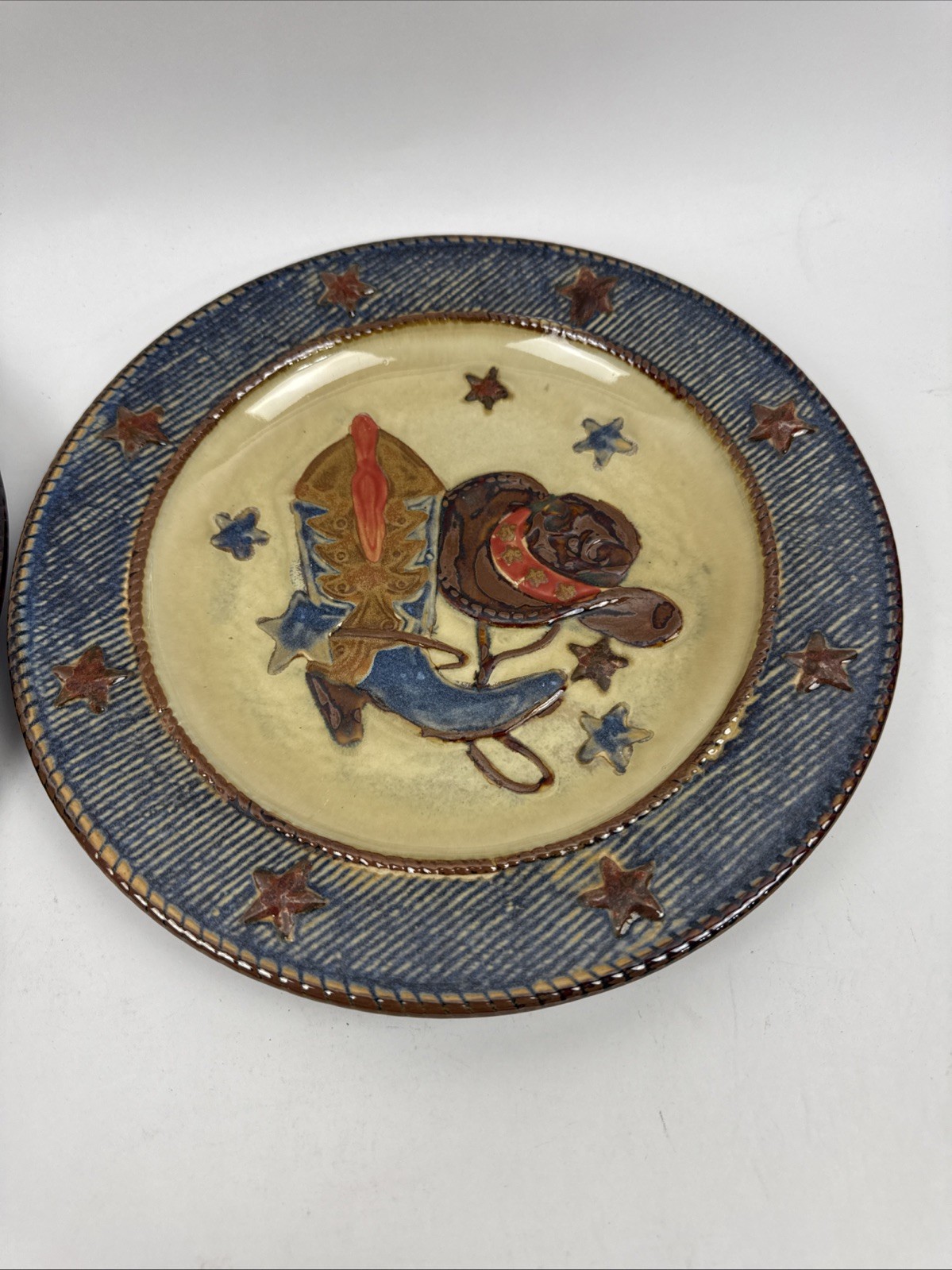2 Canyon Ranch Collection 10.75″ Round Dinner Plates Western Boot Cowboy Hat