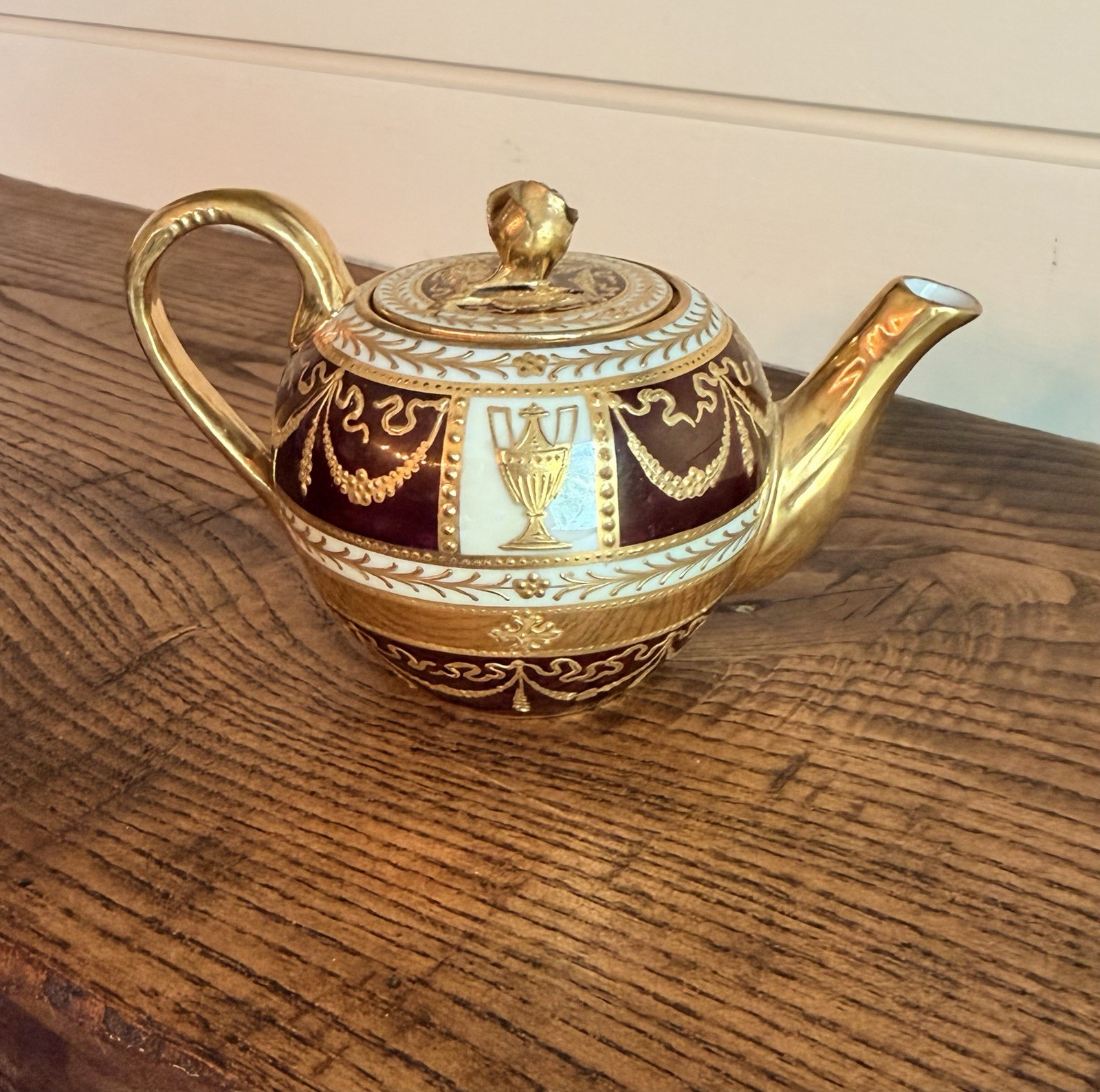 RICHARD KLEMM-Dresden Small Neoclassical Gilded Teapot with Rose Finial C 1910
