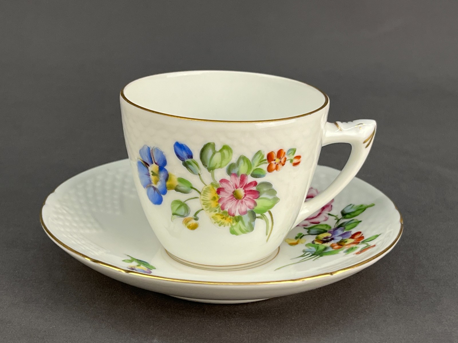 10 B&G Bing Grondahl SAXON FLOWER 2 1/2″ Flat Cup & Saucer Sets c. 1940’s : MINT