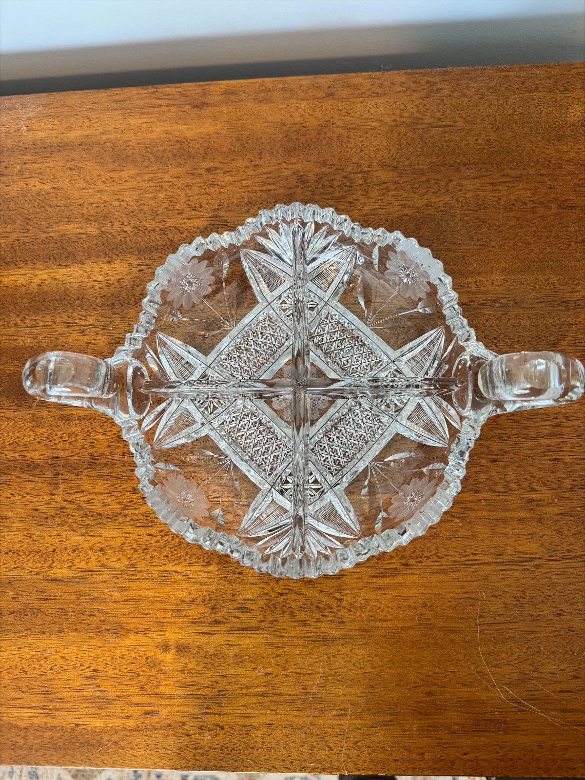 Pretty Vintage Cut Glass Divided Relish Dish with Handles – Starburst 11″x8″