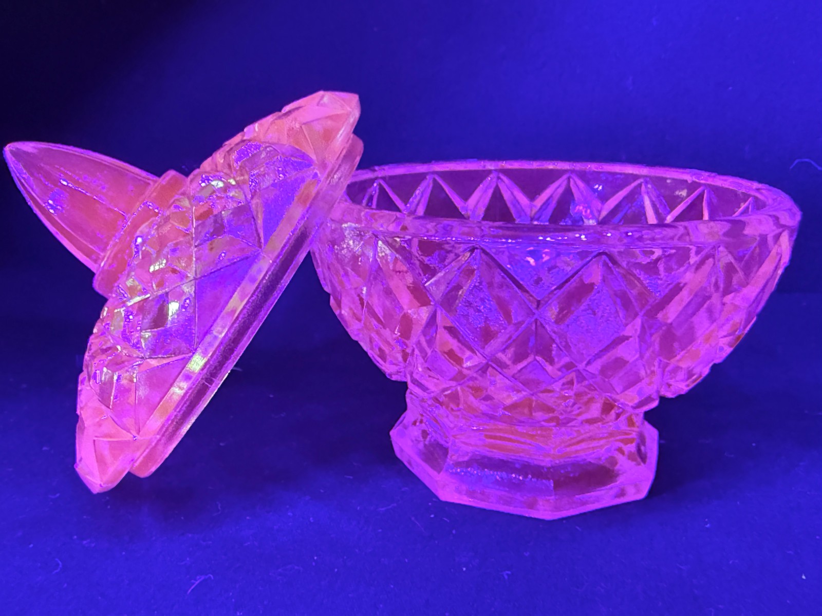 Teal Green Vaseline Uranium glass covered candy dish coffee sugar jar bowl pink