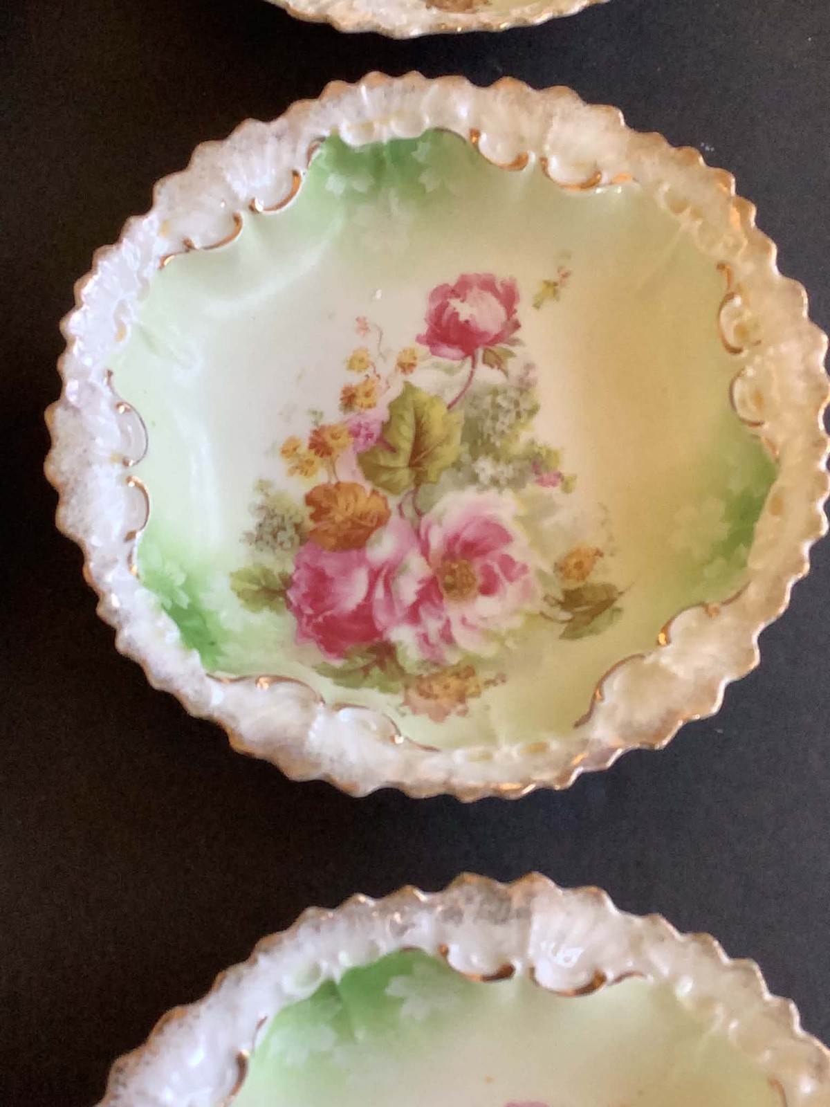 RS Prussia Antique 5″ Porcelain Serving Bowls Featuring Lovely Rose Motif No Dmg