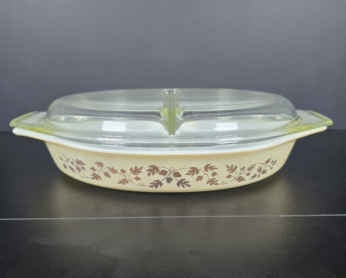 PYREX Golden Acorn Divided Dish and Oval Casserole w/ Lids PYREX Lot of 2