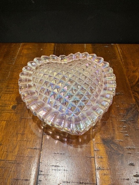 Vintage Iridescent Pink Carnival Glass Quilted Heart Box L. E. Smith – EUC