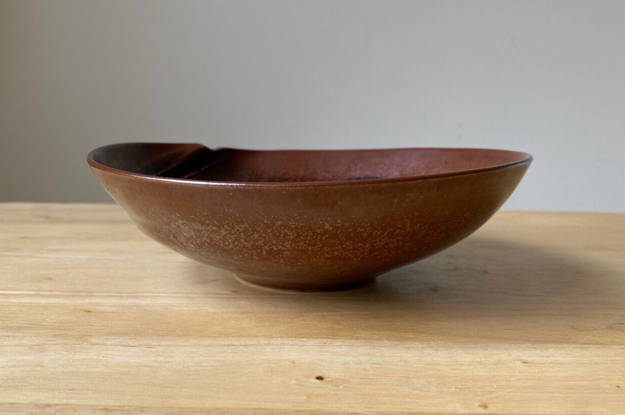 BROCK 7.25″ Asymmetrical Tenmoku Glaze Art Pottery Bowl – VGUC