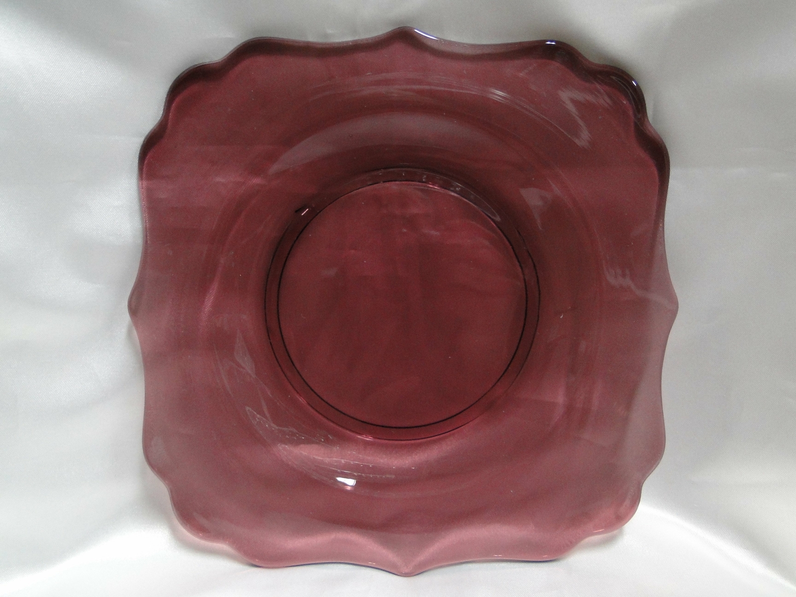 Diamond Glass Co. 99 Amethyst Luncheon Plate (s), 8″