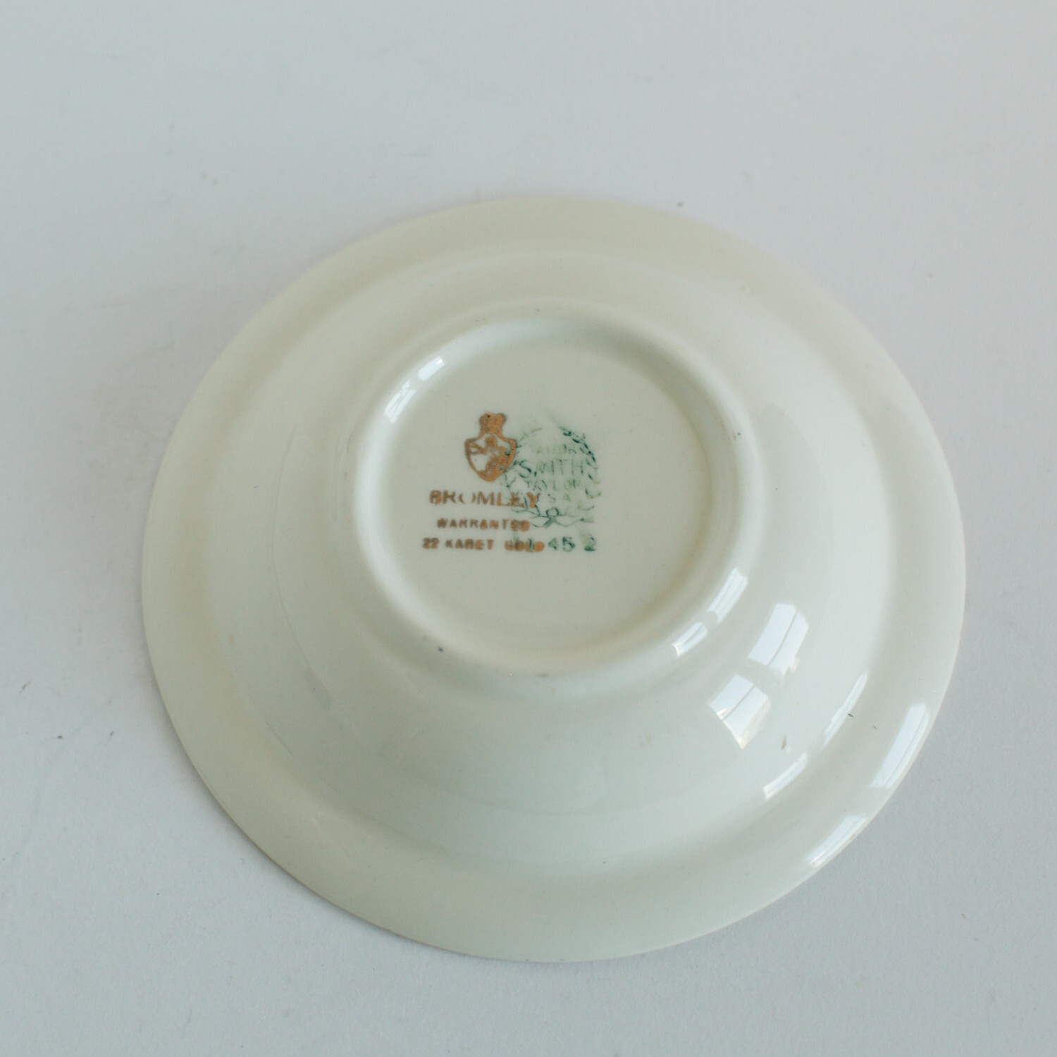 Vintage Bromley Victorian Blue 22K Gold Warranted Bowl