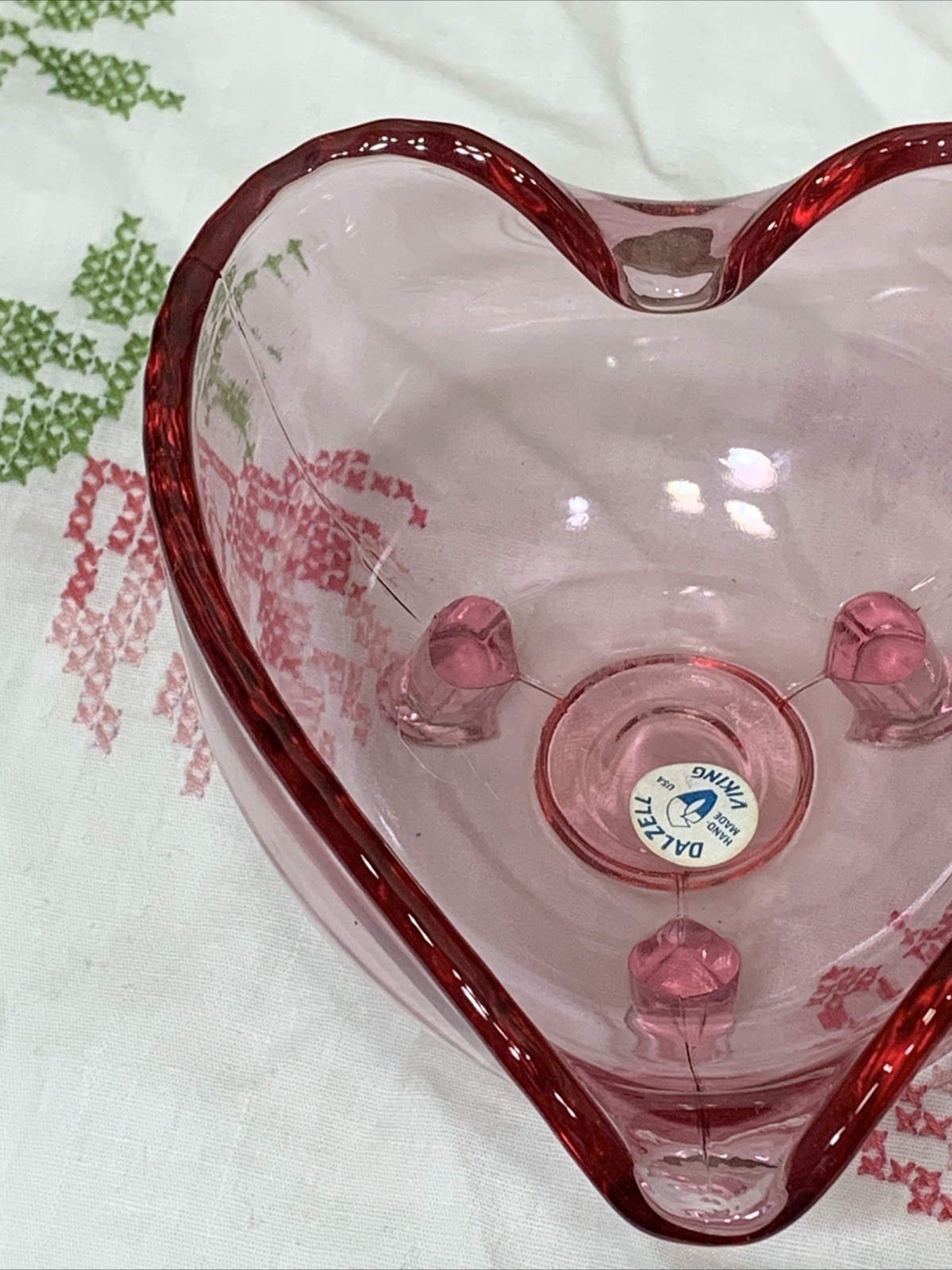 Viking Heart Shaped Glass Candy Trinket Dish Cranberry Pink 3 Foot Dalzell Line