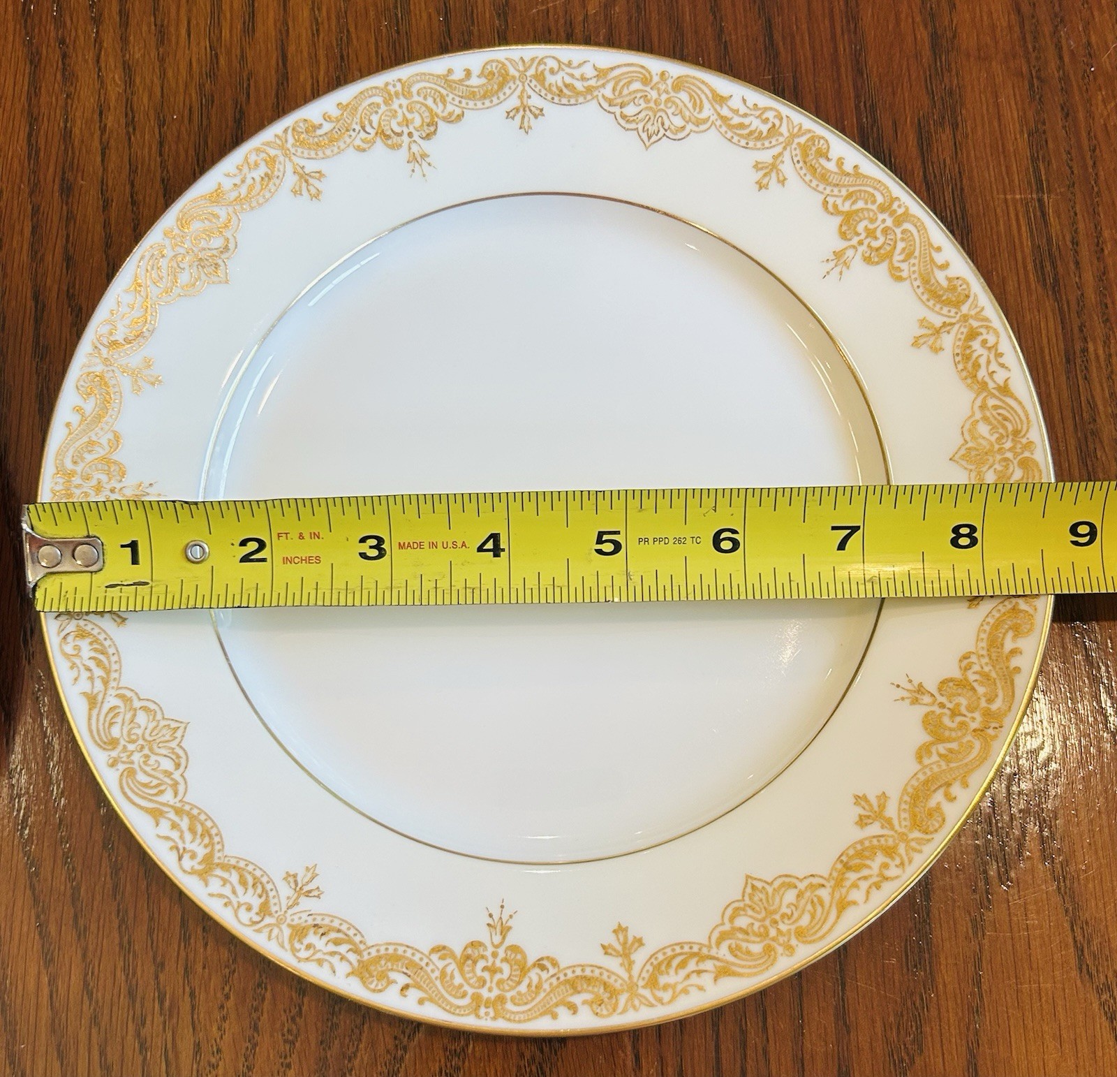 4-VTG Limoges France T&V Tressemanes & Vogt gold leaf/vine border Salad Plates B