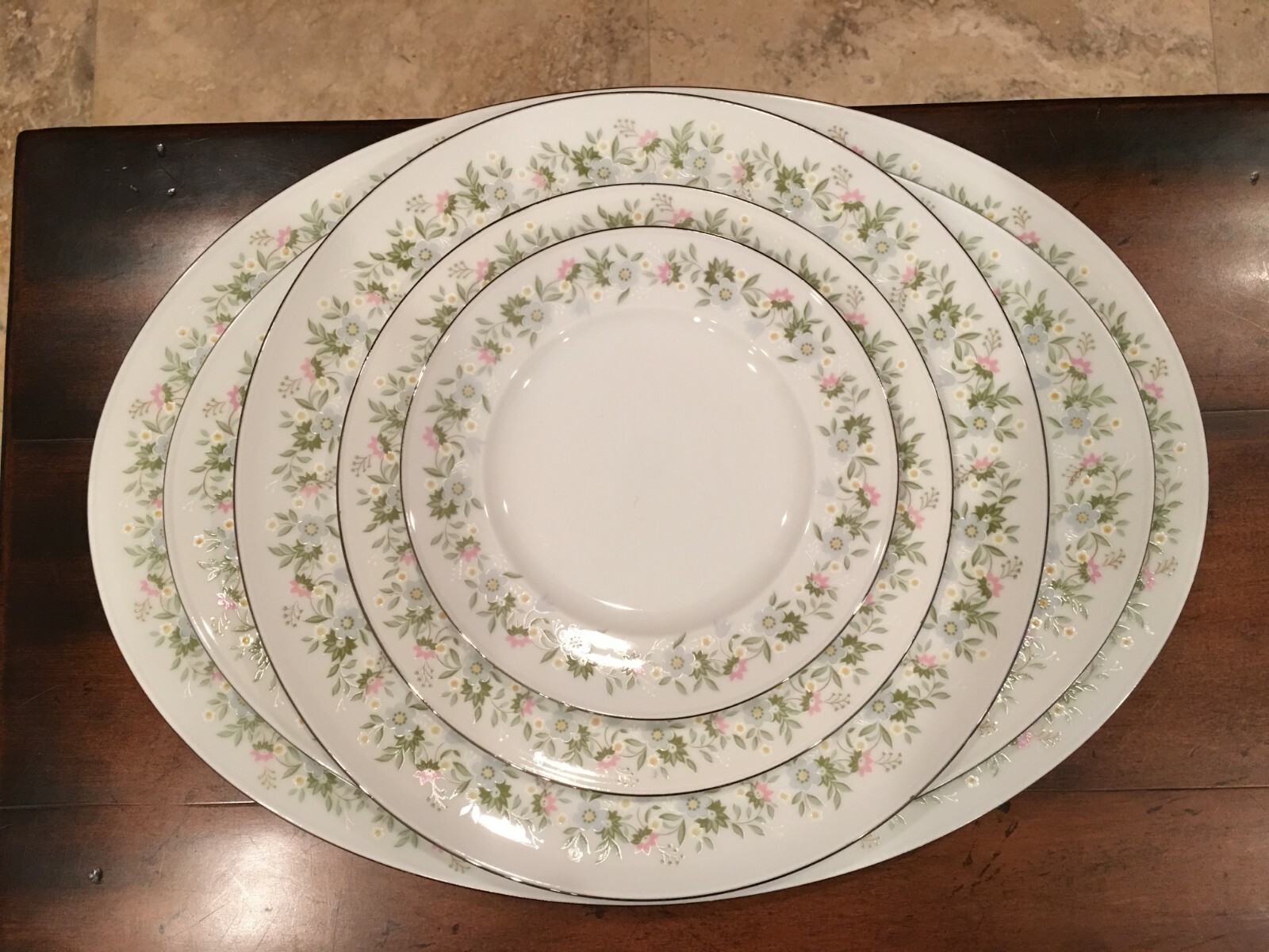 Johann Haviland Bavaria Germany Fine China Forever Spring pattern Dinnerware Set