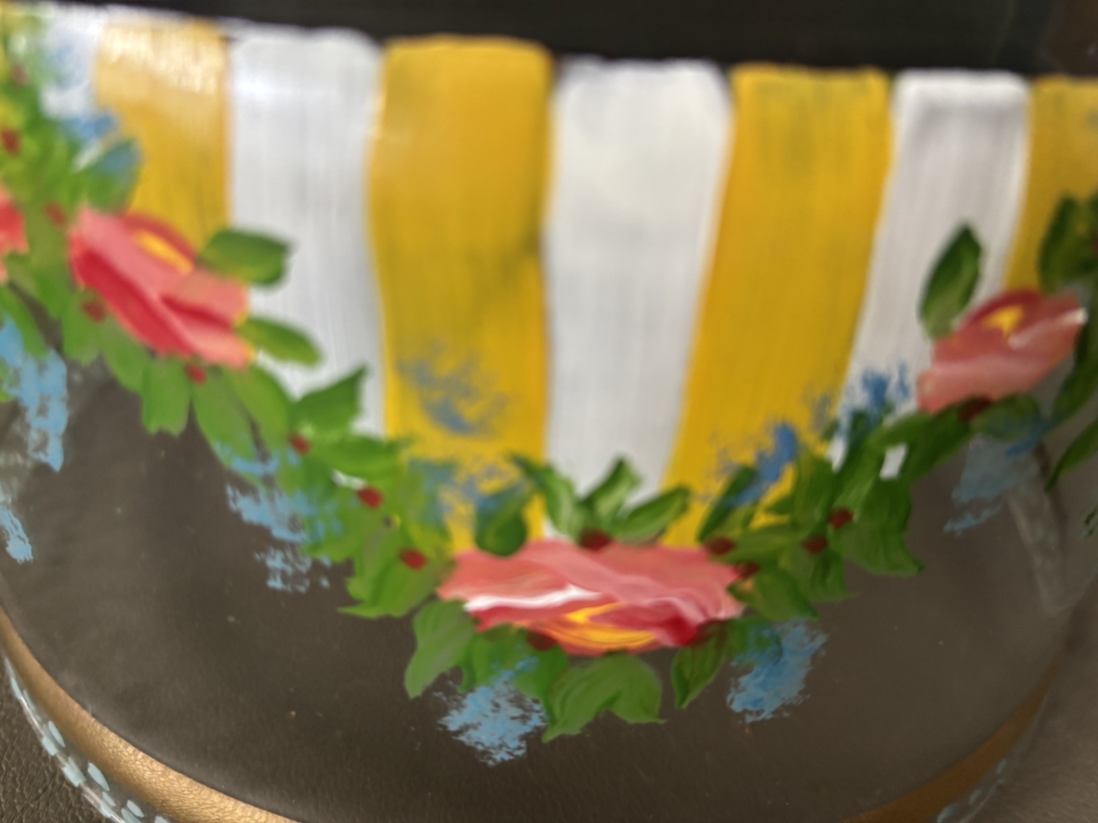 Mackenzie Childs Courtly Check Circus Glass Cake Dome and Wood Underplate