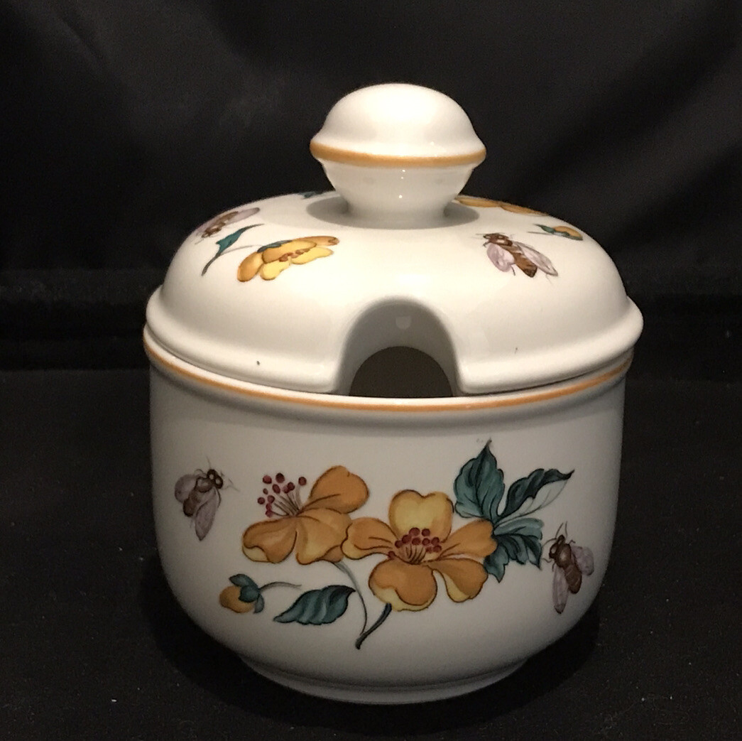 Villeroy & Boch Anno 1748 Luxembourg Flowers & Bees Jam Sugar Bowl w/ Lid