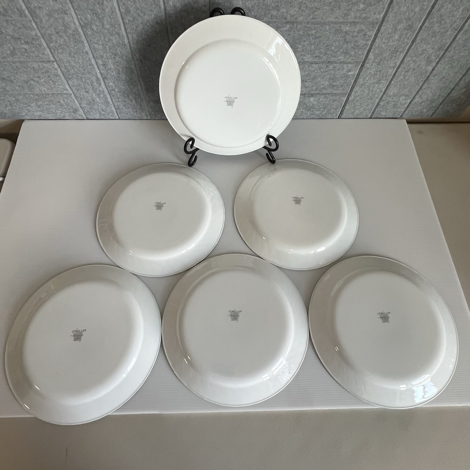 Set of 8 Corelle Callaway Holiday Christmas 10 1/4” Dinner Plates Made In The US