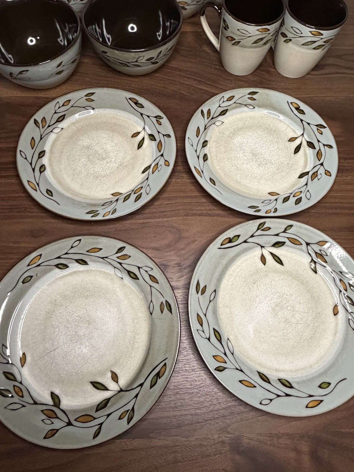 Pfaltzgraff Pastoral Leaves 8 3/4” Plate bowls coffee cups set of 4 of Each