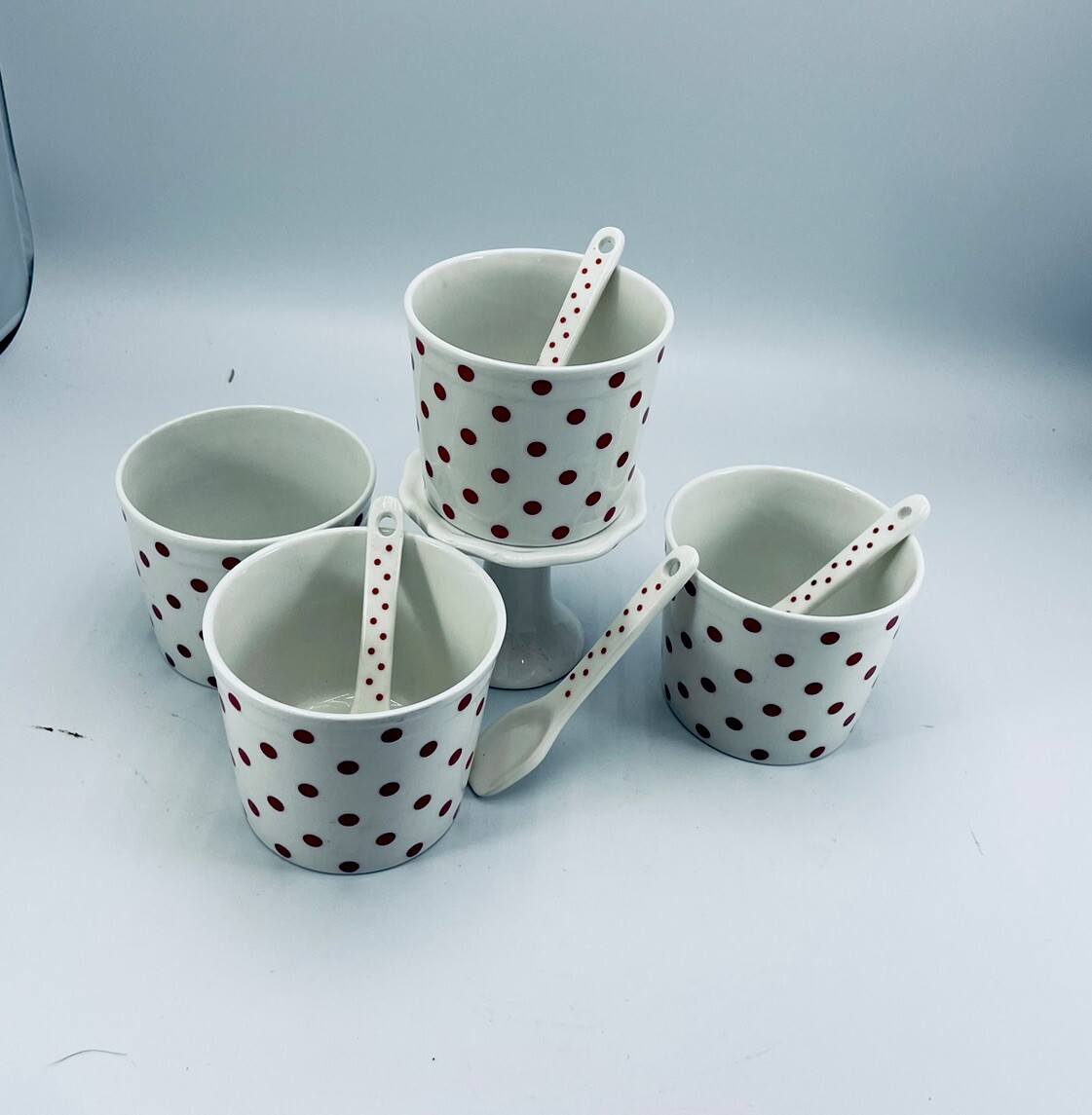Crofton four piece white with red dots ice cream dessert bowls cups w spoon 2018