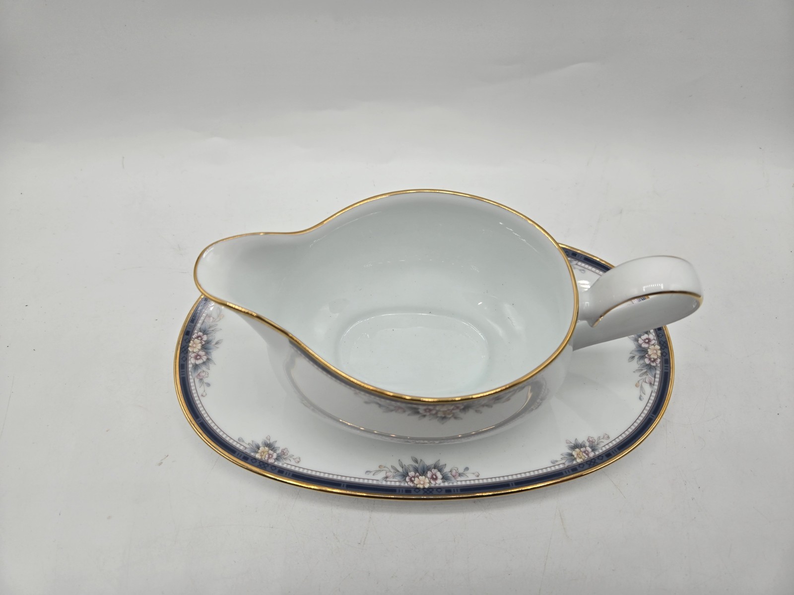 NORITAKE Porcelain China “ONTARIO” Gravy Boat & Saucer #3763 Elegant Dining Vtg