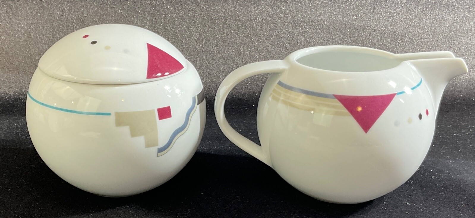 Studio Nova Attitudes Sugar Bowl with Lid and Creamer~EXCELLENT