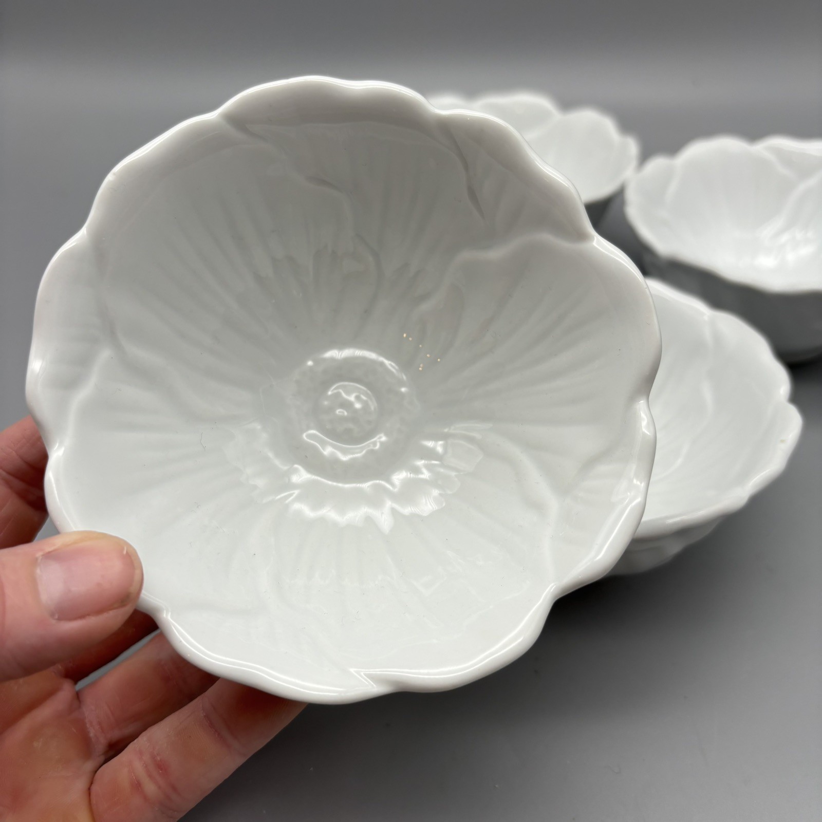 Pier 1 Imports Poppy Flower 4.5” Small White Porcelain Tulip Bowl Set of 4 Bowls