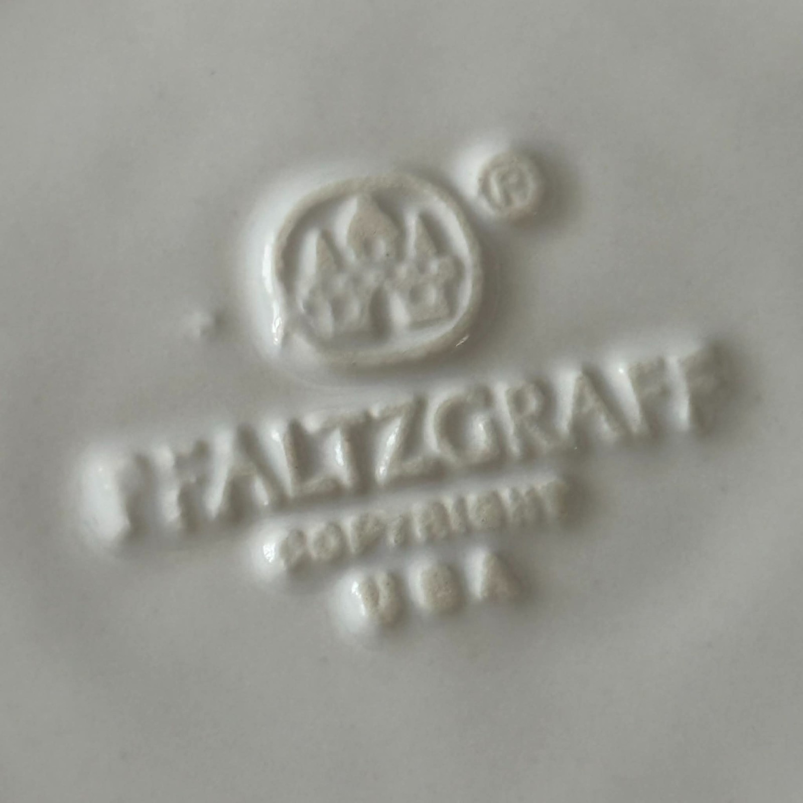 Pfaltzgraff USA 12-sided White Covered Casserole Dish EUC VTG Oven To Table 5″