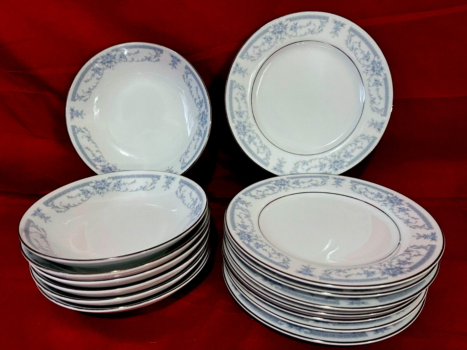 Sheffield Blue Whisper 15 Piece Lot Of 8 Bread Plates & 7 Fruit Bowls