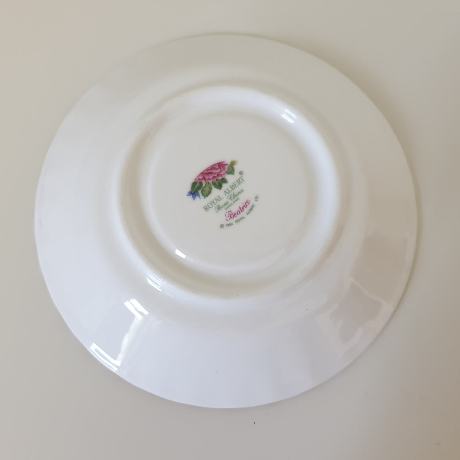 Royal Albert Beatrice Tea Cup and Saucer Set Roses Tulips Lilac 1994 Bone China
