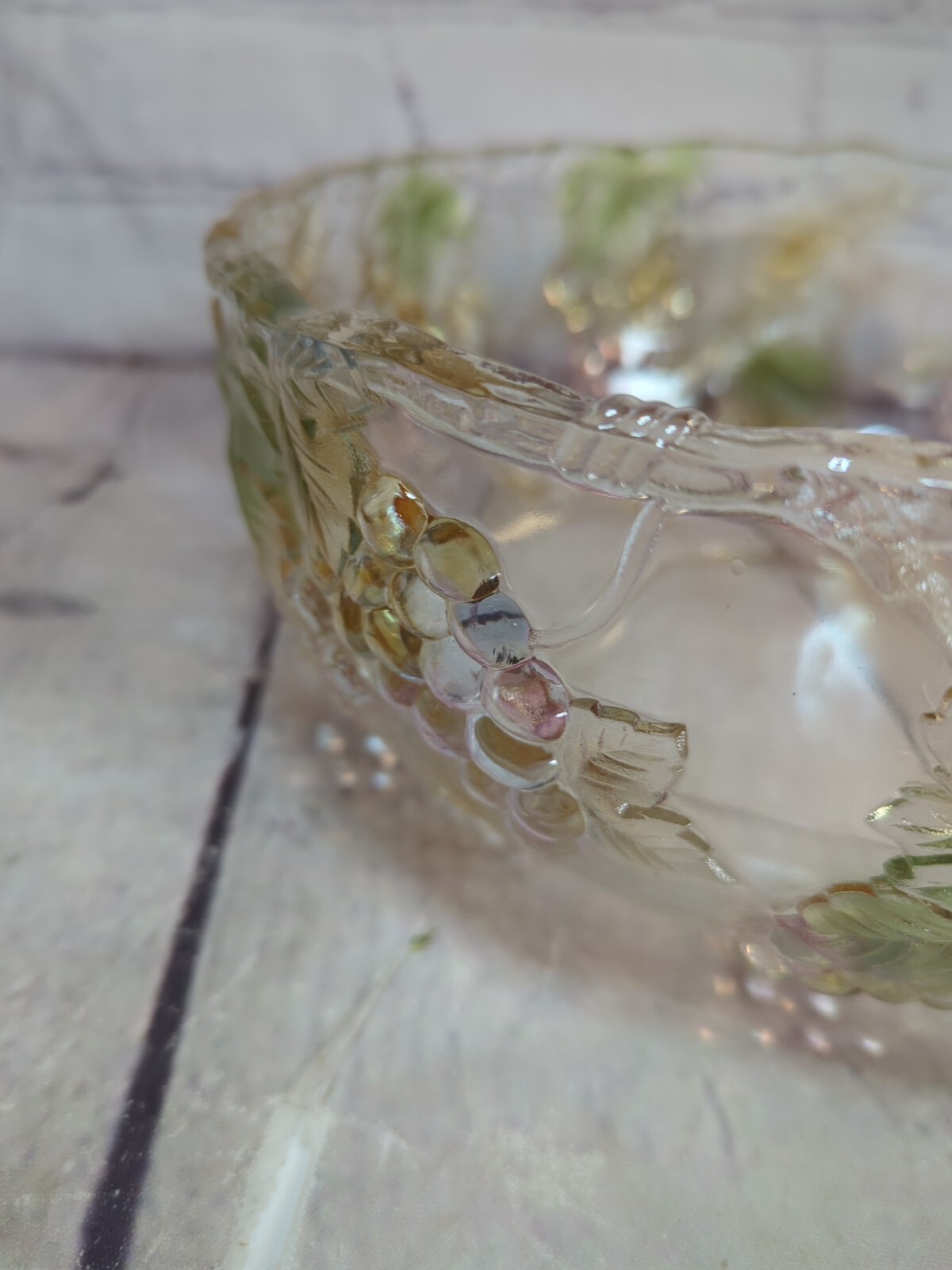 Vtg Pressed Glass Bowl Grapes 3-D Grapevines 4″ Tall 9.5″ Wide MCM