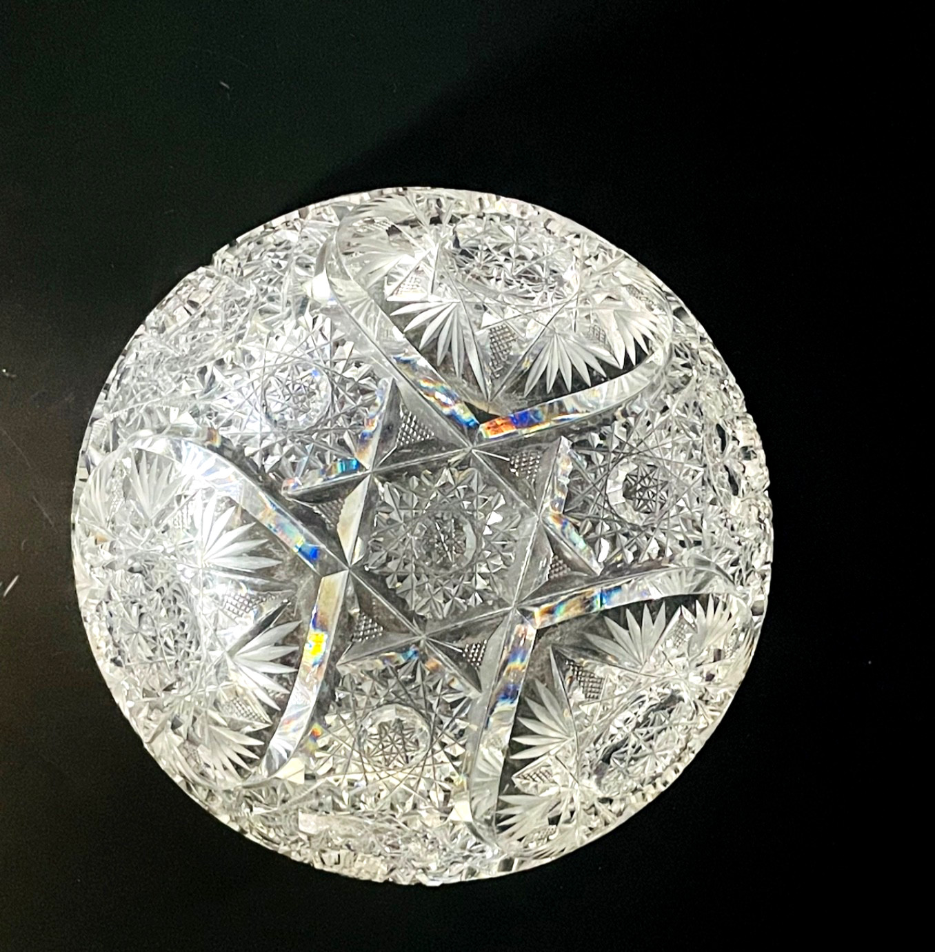 American Brilliant Cut Antique Sawtooth Scalloped Edge Lead Glass Star Bowl 8”