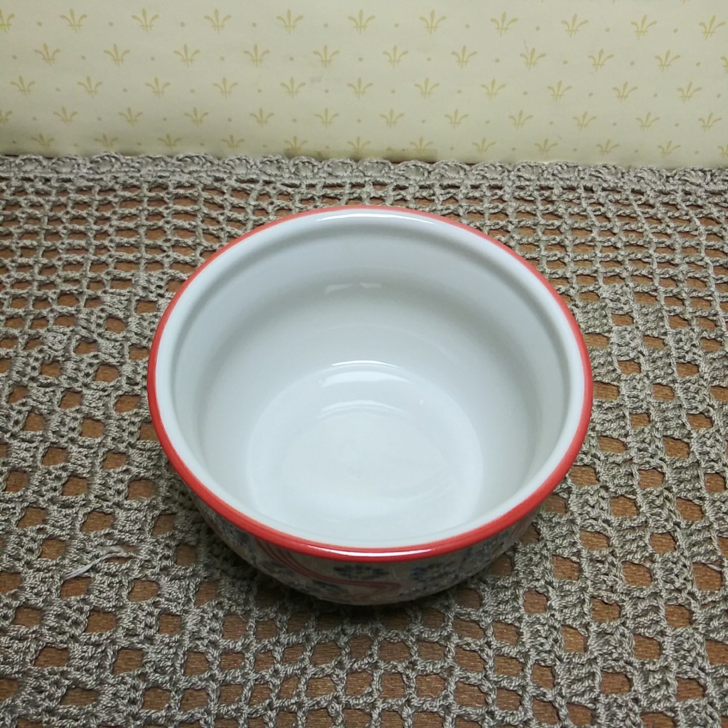 Yokohama Studio Miyabi Hand Painted Bowl 4″ Dish Red White Blue