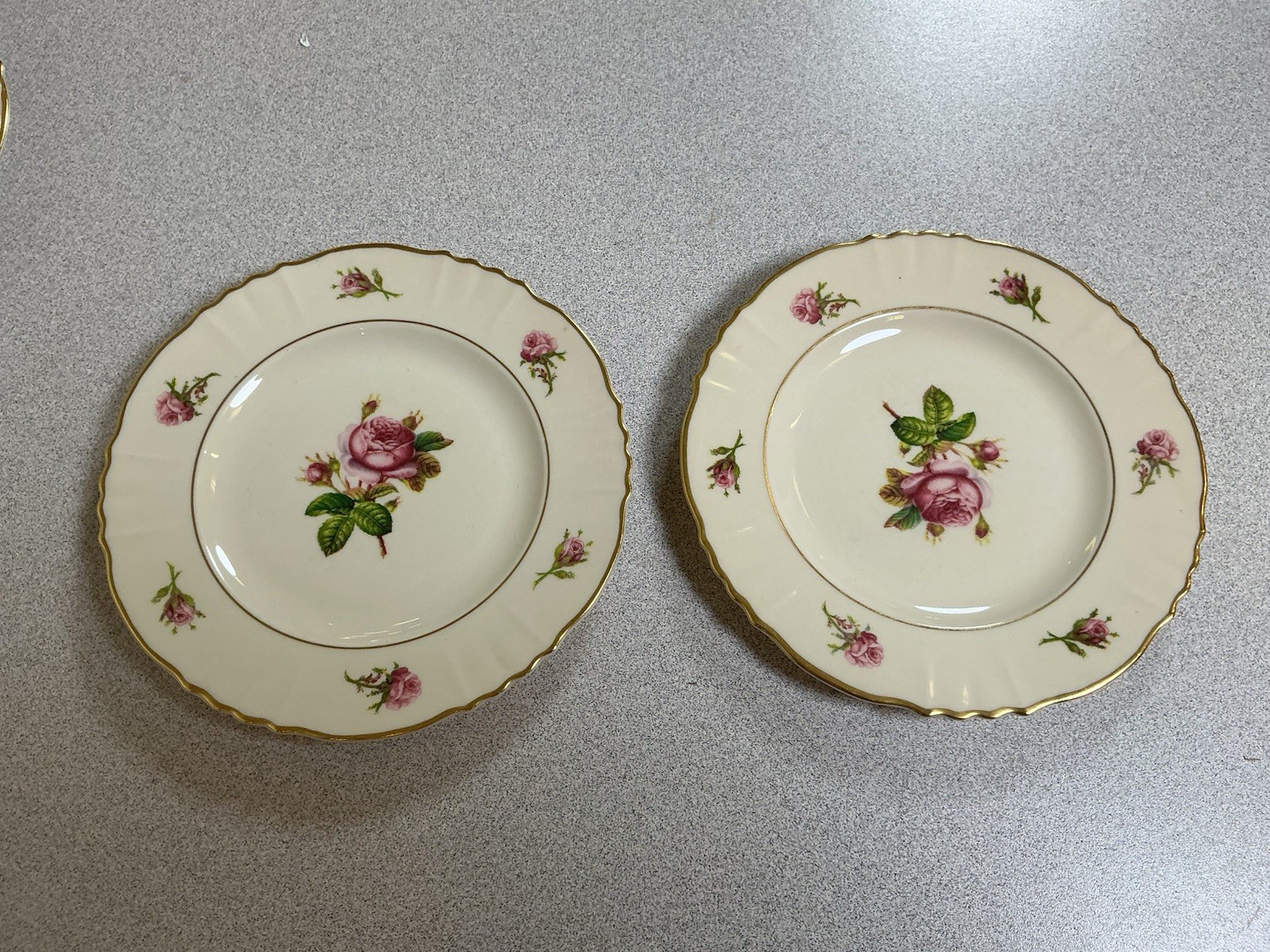 Syracuse China Victoria Set Of 8 Scalloped Bread Plates 6 1/2” Pink Rose Gold