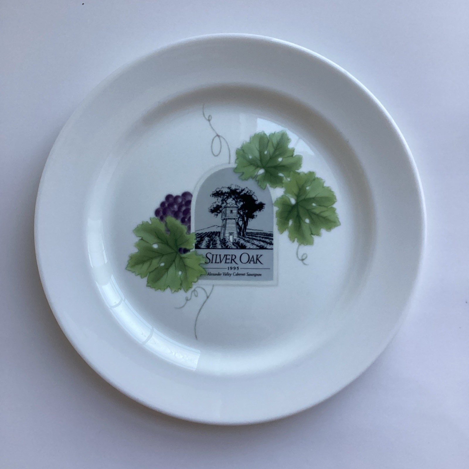 Wedgwood Grand Gourmet Vintage Collection Dinner Plates Set 8 Wine Label 9-3/4”