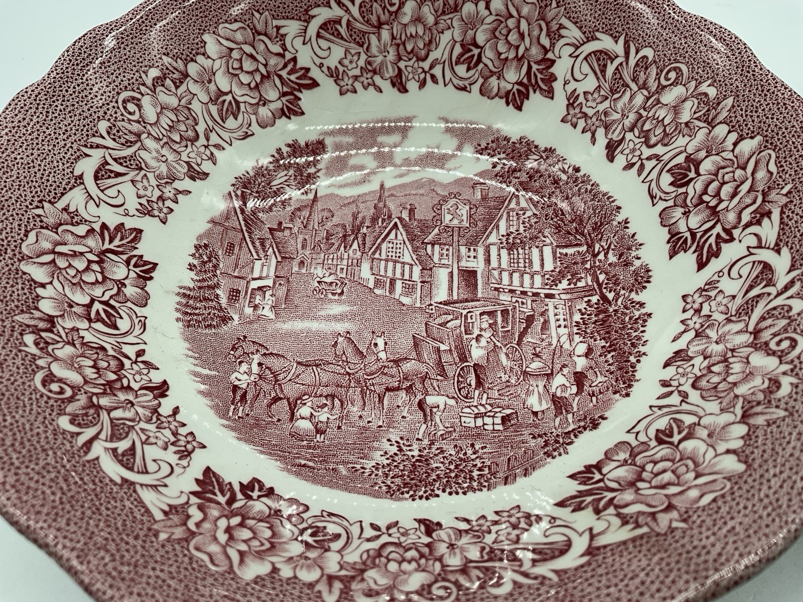 J & G Meakin Royal Staffordshire Stratford Stage 6.25″ Soup Bowls (2) VTG Pink