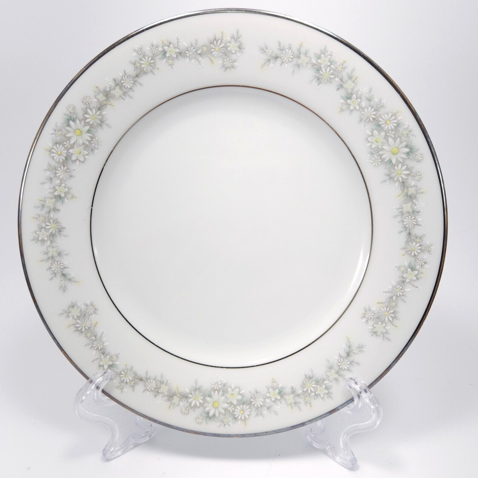 Noritake Donegal Bread Plates 6.25in Set of 2 White Daisies Platinum Trim
