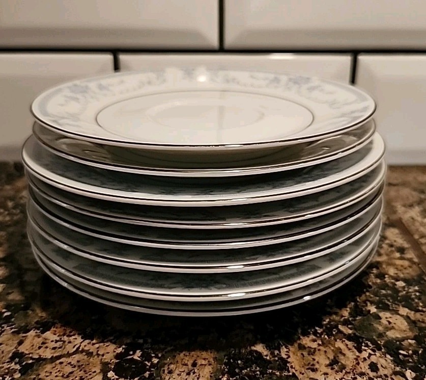 Sheffied Blue Whisper Fine China Set Of 8 (6) Bread Butter 6 3/8″ (2) Saucers 6″