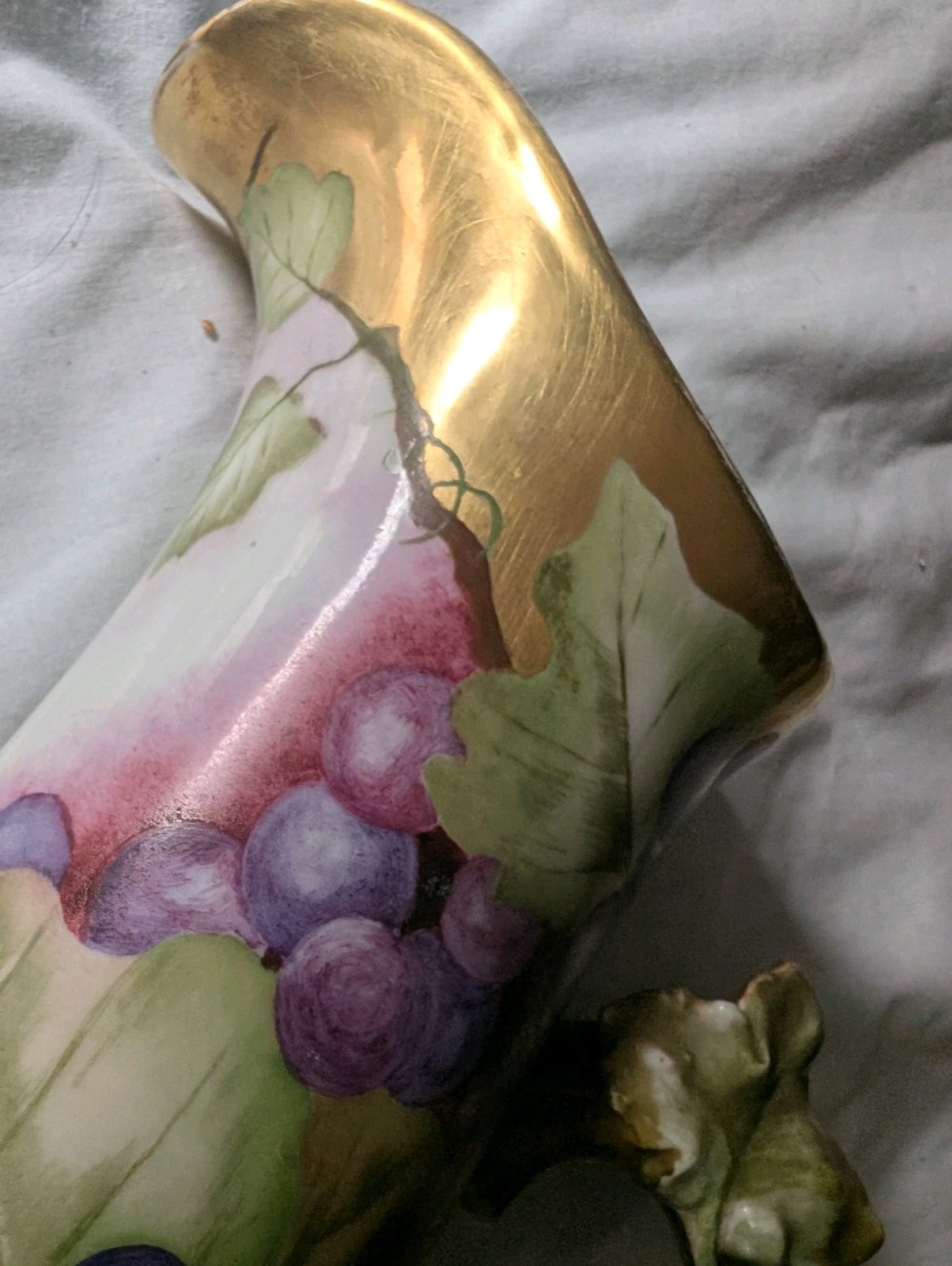 T&V LIMOGES Hand Painted Grapes & Gold Gilt Pitcher 15.5″ Tall Grape Vine Leaves